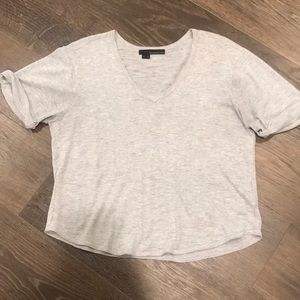 360 Sweater V Neck Grey. Short sleeve. Medium.